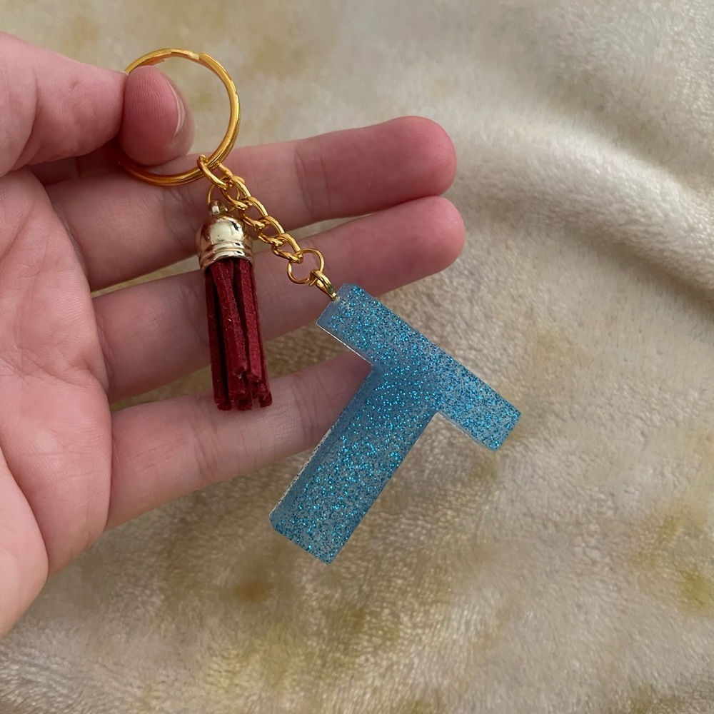Handmade Letter "T” Keychain - Picture 2 of 6